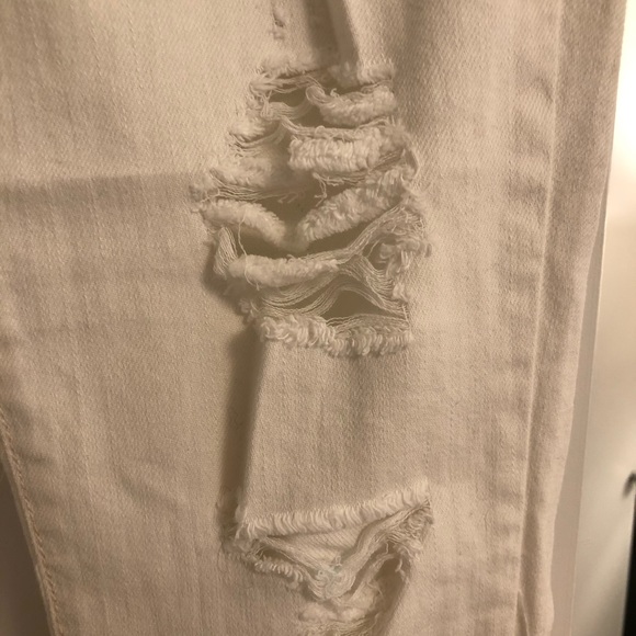 White Forever21 Jeans (ripped) - Picture 3 of 6